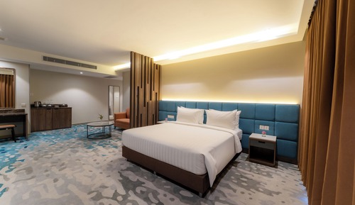 Executive Studio Suite