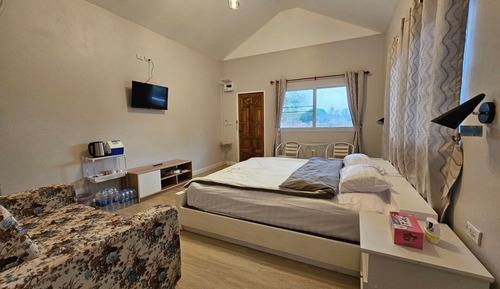Family Quadruple Room, River View