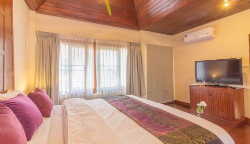 Deluxe Villa