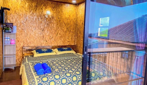 Standard Room, Balcony, Mountain View