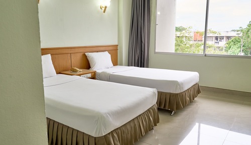 Deluxe Twin Room, City View