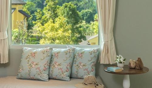 Superior Room, Lake View