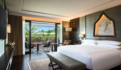Room, 1 King Bed, Pool View