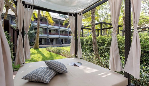 Room, 1 King Bed, Garden View