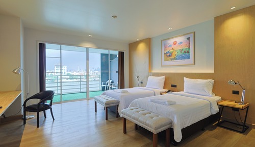 Premier Modern Room (River View)