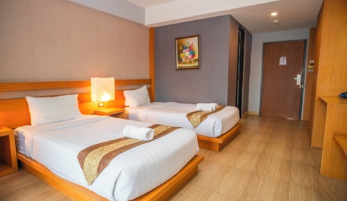 Standard Twin Room