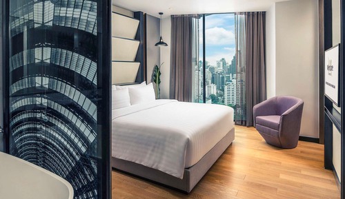 Suite, 1 King Bed