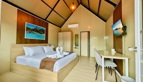 Double Room with Pool View