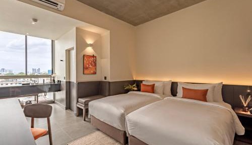 Standard Twin Room