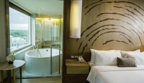 Executive Suite with Sea View