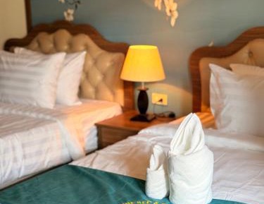 Room #1716775105