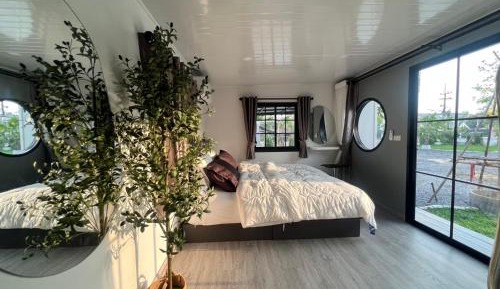 One-Bedroom House