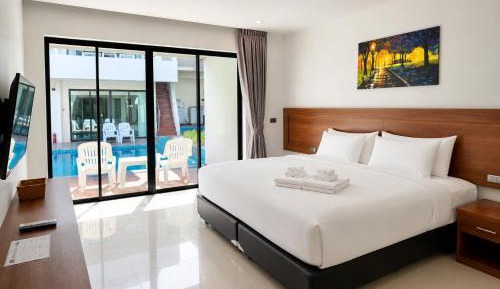 Double or Twin Room with Swimming Pool Access