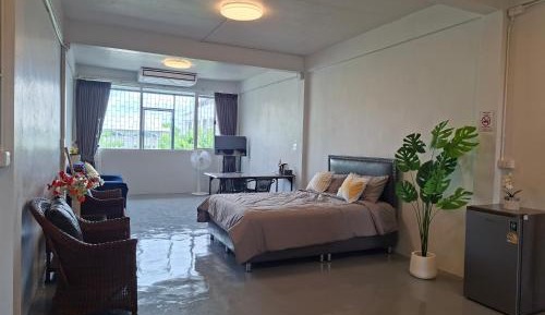 Queen Room