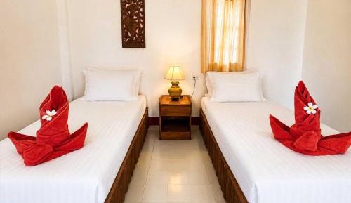 Standard Twin Room with Garden View