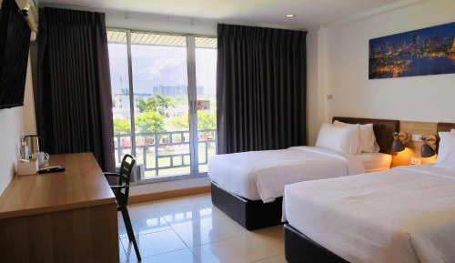 Standard Twin Room