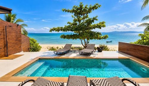 Villa - Beach Front