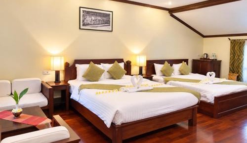 Deluxe Family Room