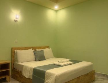 Queen Room
