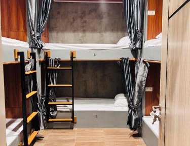 6-Bed Female Dormitory Room
