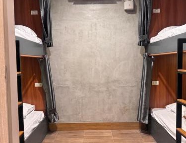 4-Bed Male Dormitory Room 
