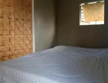 Single Room with Mountain View
