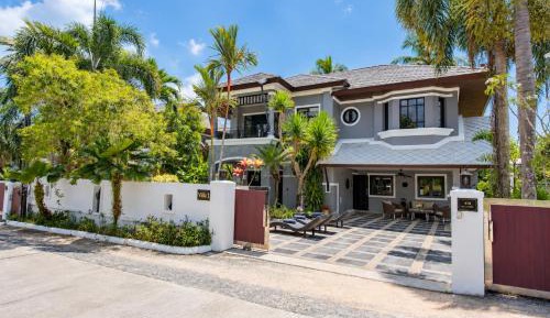 Deluxe Villa