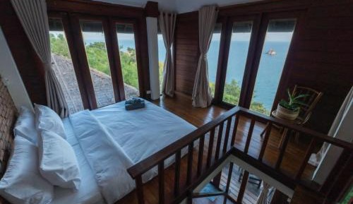 Duplex Sea View Bungalow with Balcony #2