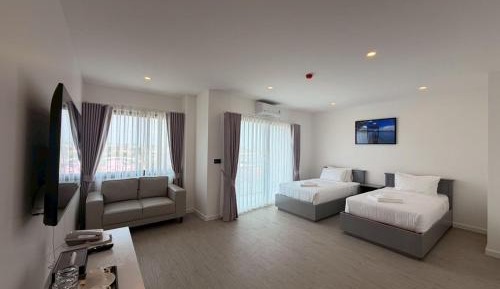Deluxe Triple Room