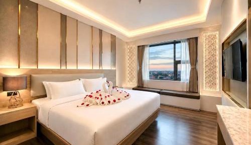 Deluxe Double Room with Bath