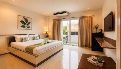 Deluxe Double Room with Balcony