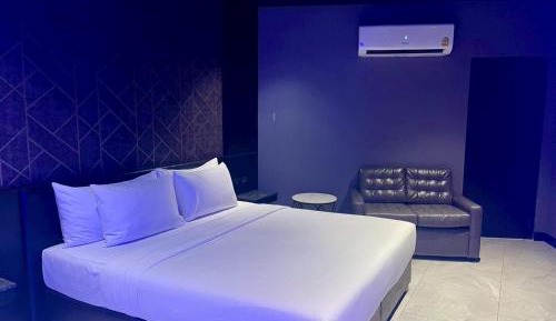 Deluxe Double Room with Bath