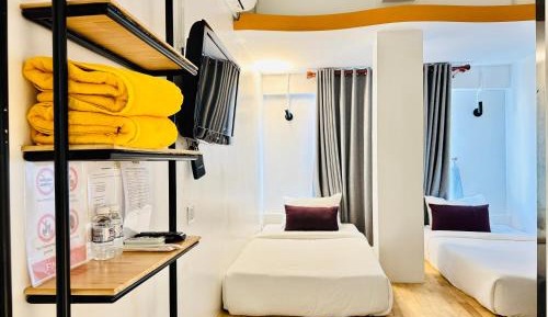 Twin Room with Pool View