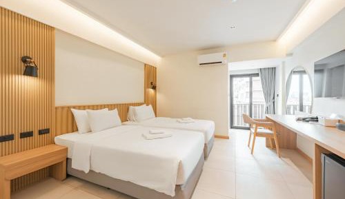 Standard Twin Room