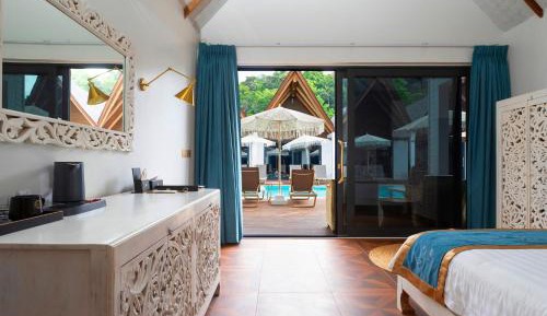 King Room with Pool View