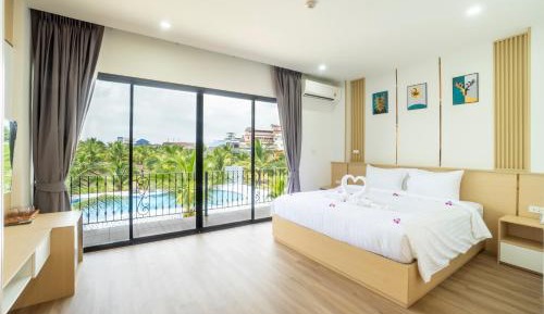 King Room with Pool View