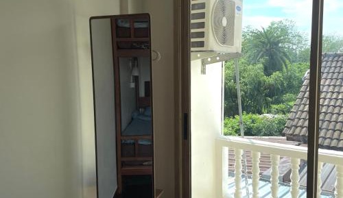 Male Dormitory Room