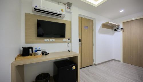 Family Connecting Room No Window