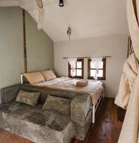 Triple Room with Private Bathroom