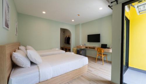 Standard Twin Room