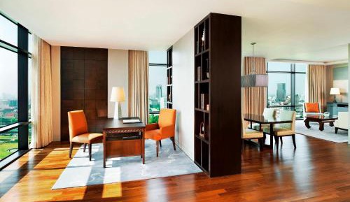 Grand Astor Suite 1 Bedroom Suite, Golf course view, Corner room, High floor