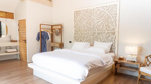 King Room with Garden View