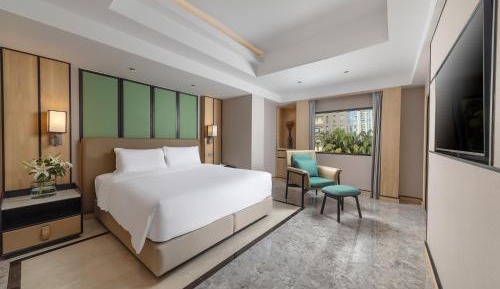 Queen Suite