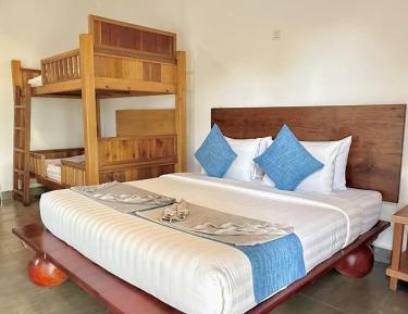Deluxe Quadruple Room