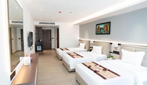 Deluxe Triple Room