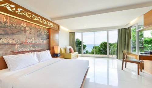 Deluxe Family Room