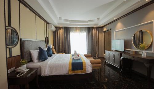 Deluxe Double Room with Balcony