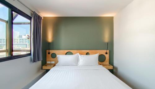 Standard Double Room with Window