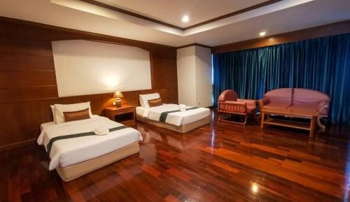 Superior Suite
