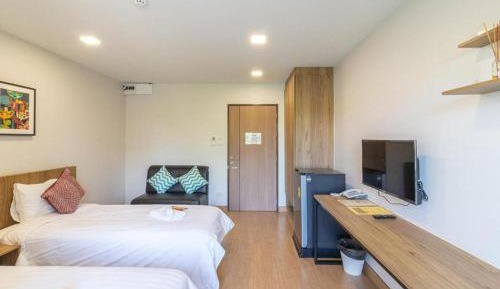 Standard Twin Room